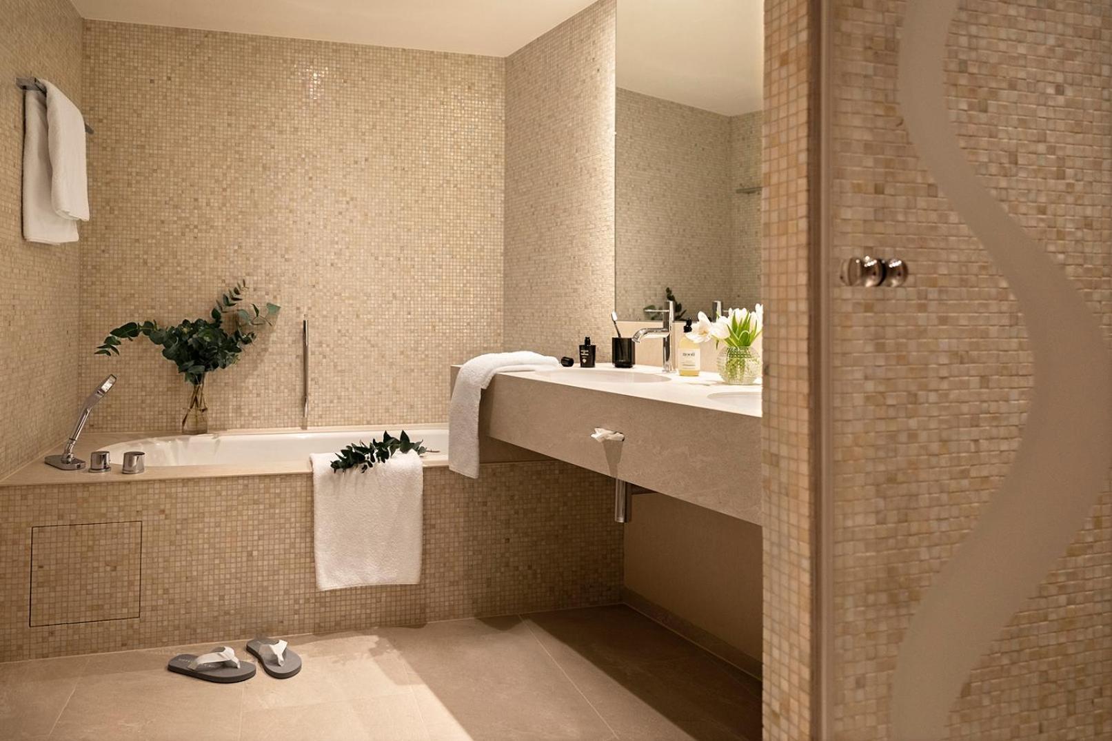Hotel Eden Roc - The Leading Of The World 5*