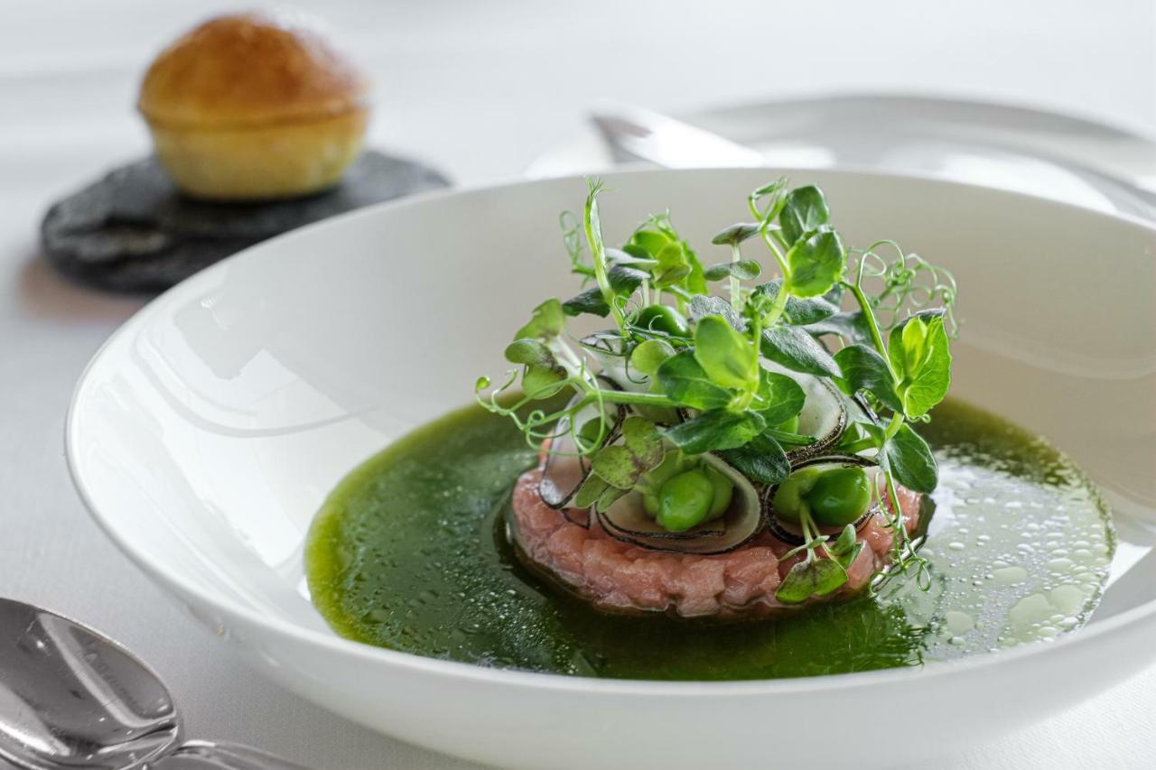 Eden Roc - The Leading Of The World 5*